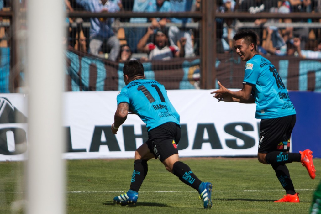 Álvaro Ramos marcó un golazo para el 1-1 FOTO: Johan Berna