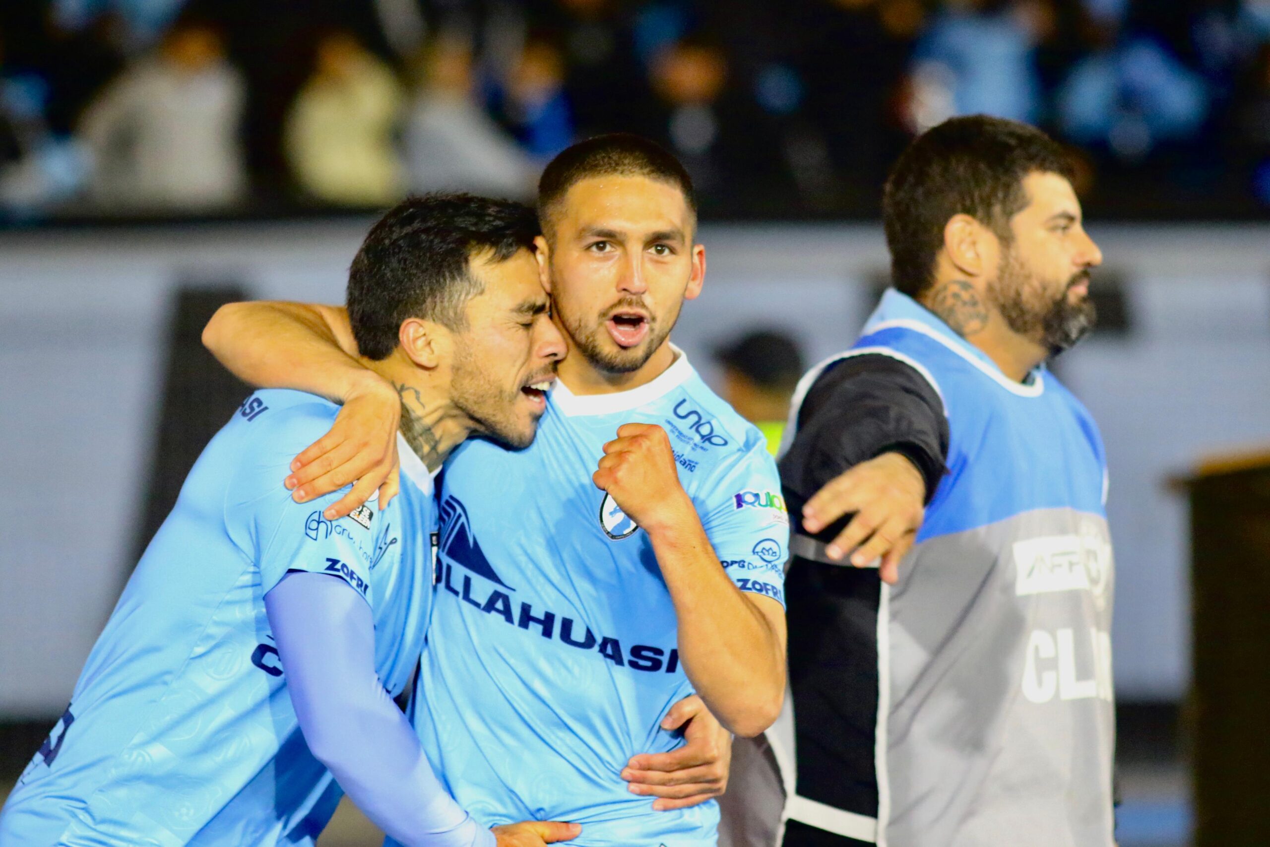 ¡LOS DRAGONES VUELVEN AL TRIUNFO!
